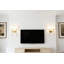 Applique murale double classique classique avec abat-jour en tissu blanc évasé et bras long en laiton antique, luminaire câblé 2 lumières pour le salon, la chambre à coucher et la salle de bain