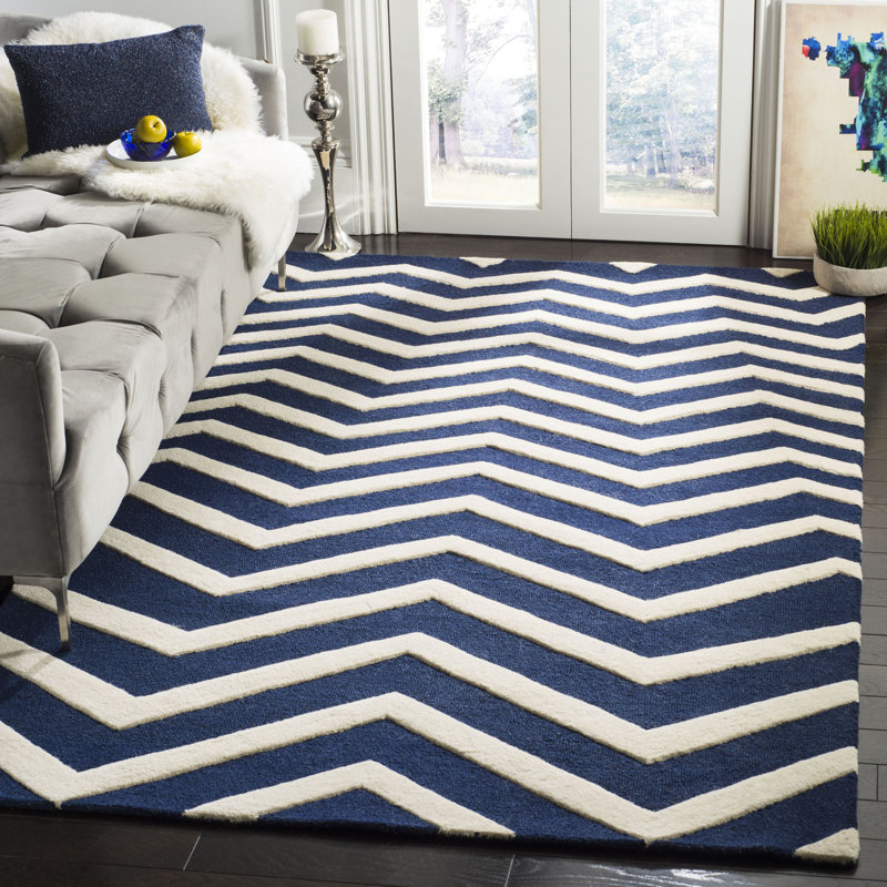 Betton Chevron Wool Hand Woven Area Rug, Rectangle 183 x 274 cm