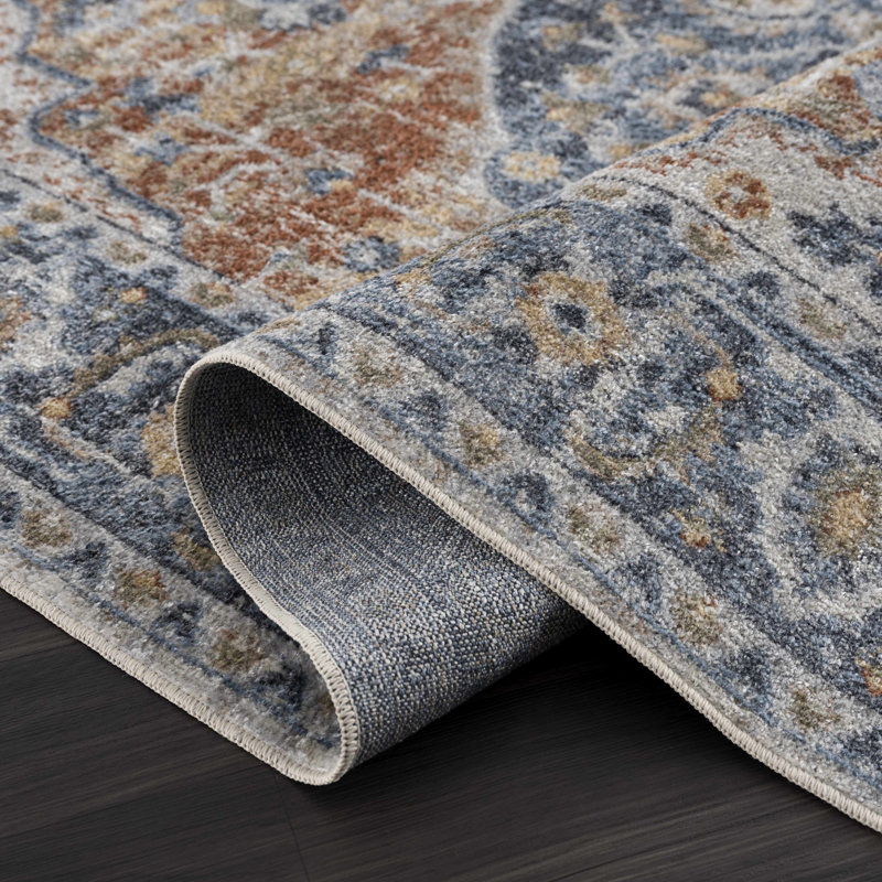 Eriyana Oriental Indoor Rug, Rectangle 5'3" x 7'
