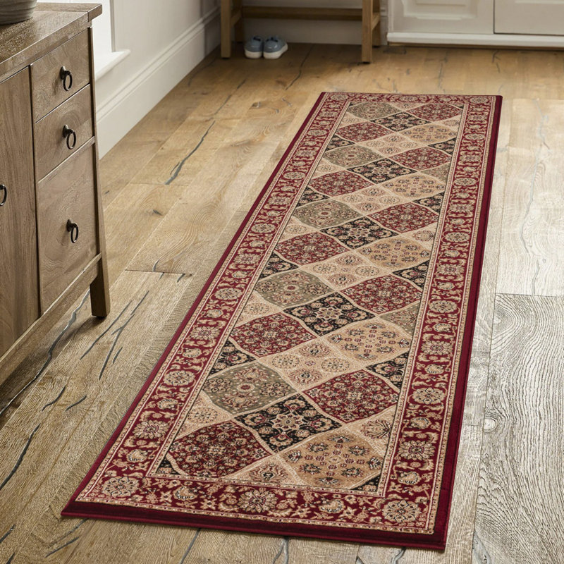 Tapis rouge 2 pi 7 po x 9 pi 10 po Manchester, Tapis de couloir 2 pi 7 po x 9 pi 10 po