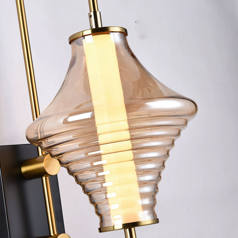 Lampe murale en verre Amber Ribber