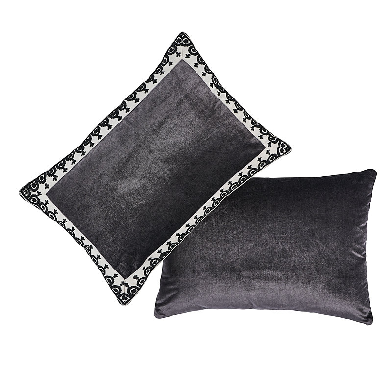 Noelia Pillow