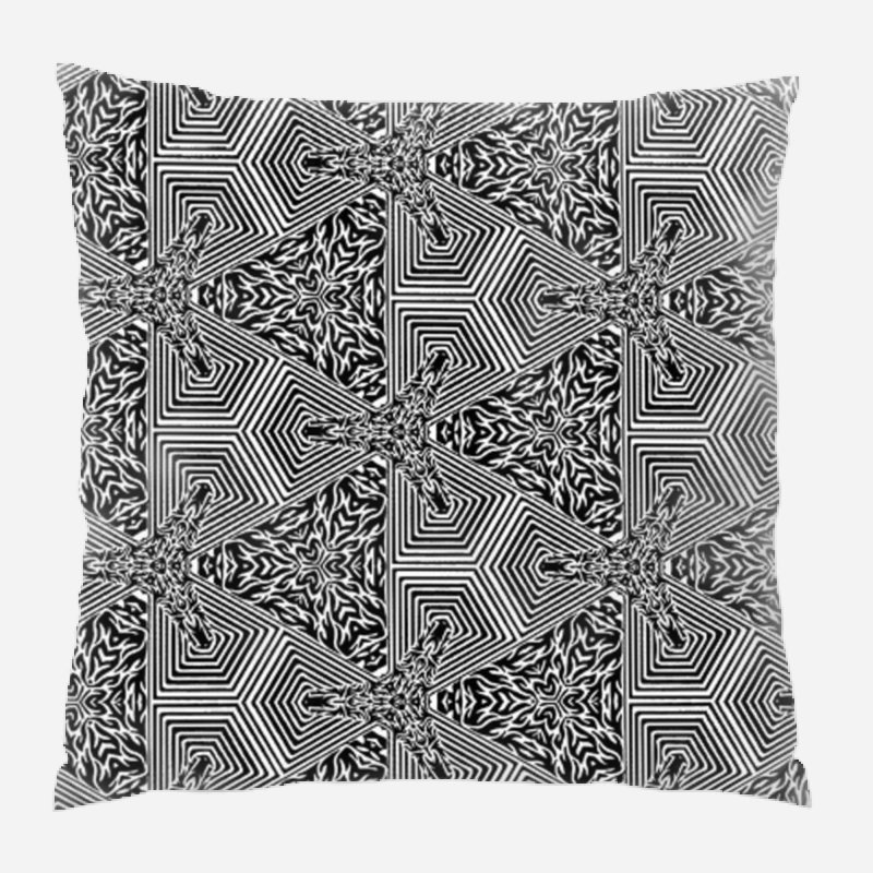 Coussin de jeté répétitif, Intérieur