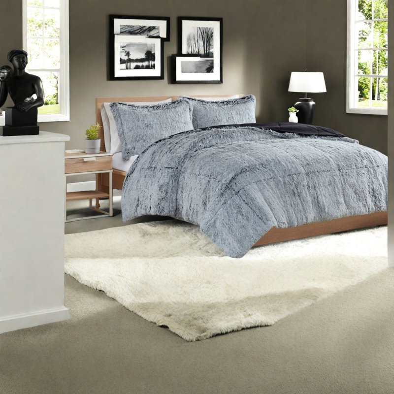 Hypoallergenic Shaggy Fur Bedding Sets, Polyester Comforter, Modern Twin Style