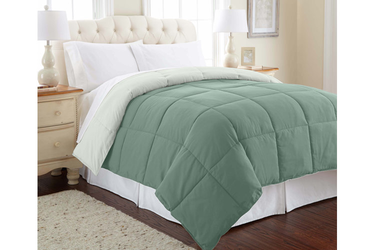 Reversible Microfiber Comforter