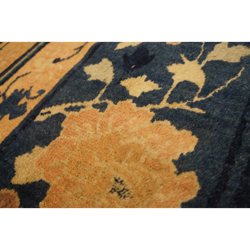 Hand Knotted Wool Floral Area Rug
