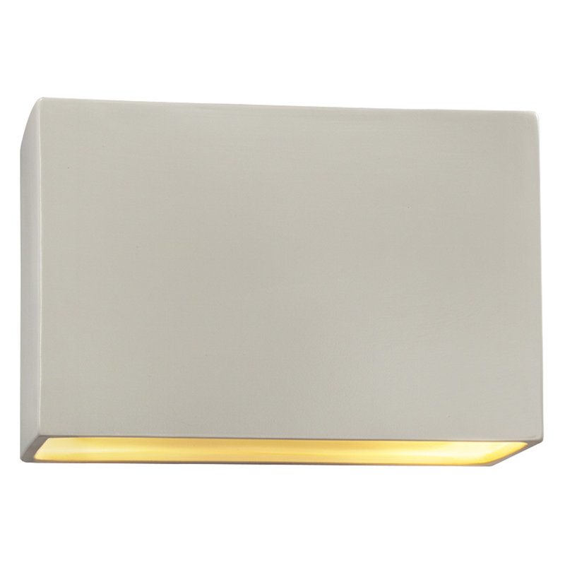 Plafonnier encastré d'extérieur 1 lumière DEL Bergen Beach, H 8 po x l 16,5 po x P 4 po, Blanc mat / or champagne, DIRIGÉ