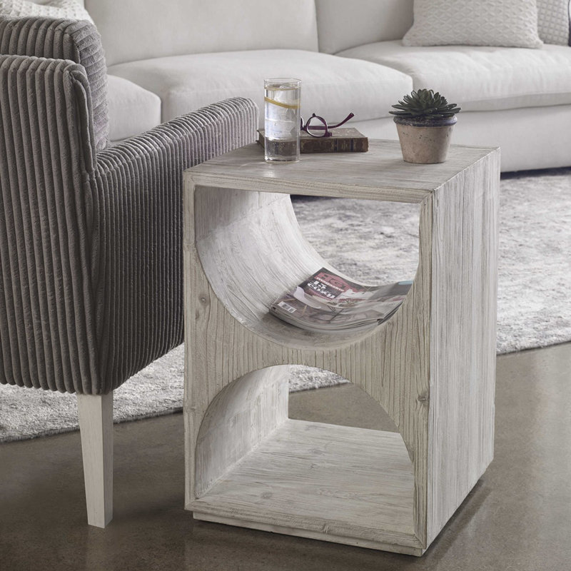Table de bout avec tablette de rangement en bois massif Leonel
