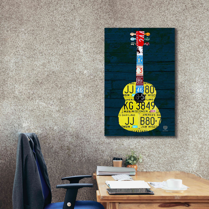 «Guitare 2» par Design Turnpike, estampe numérique sur toile, H 40 po x l 26 po x P 1,5 po