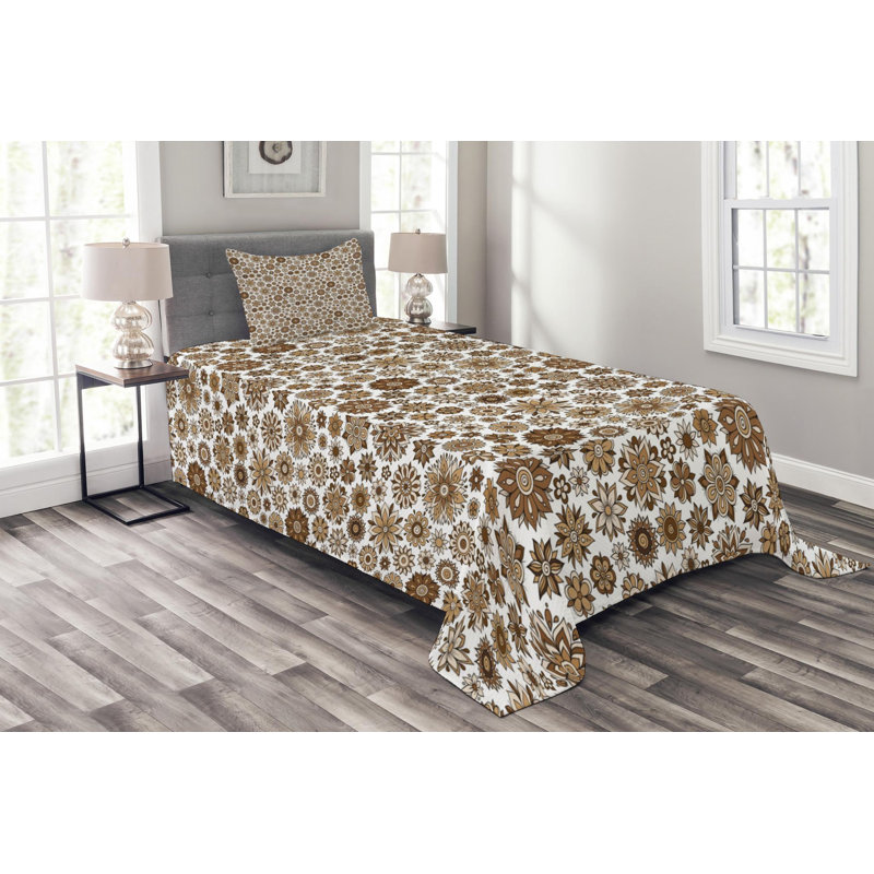 Farmhouse / Country Polyester Floral Coverlet, Twin Coverlet + 1 Sham