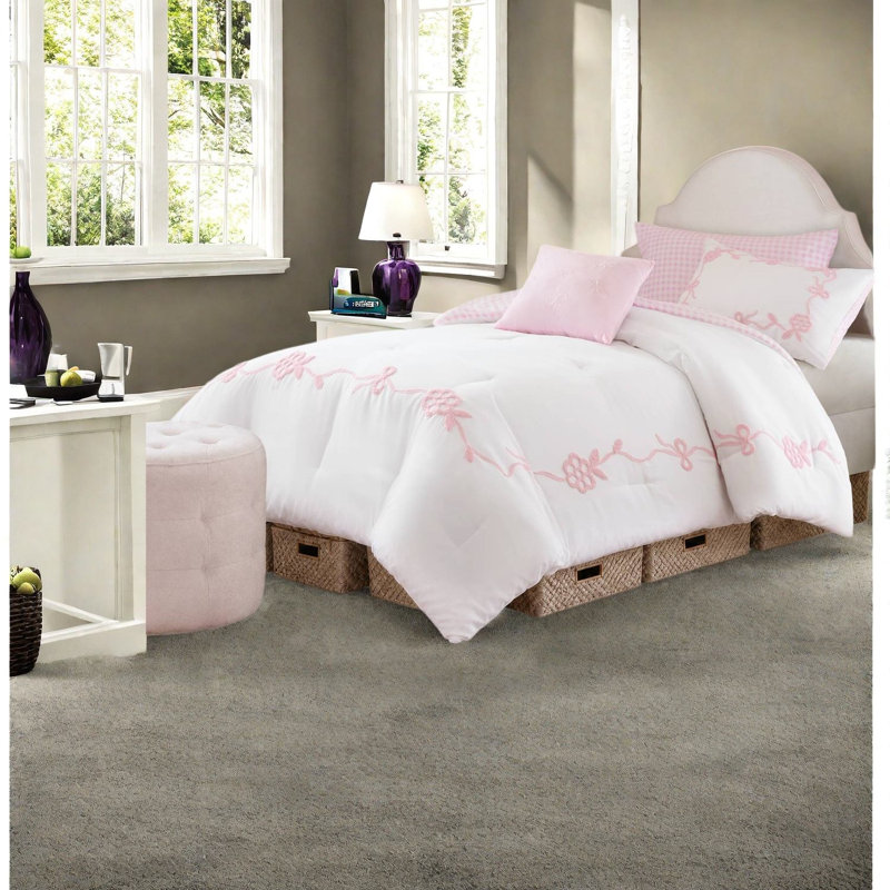 Gingham and Floral Comforter Set