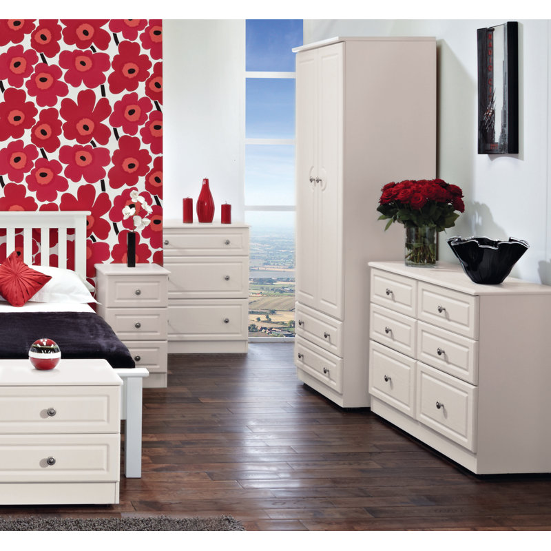 Fully Assembled Yeadon 3 Drawer Bedside Table