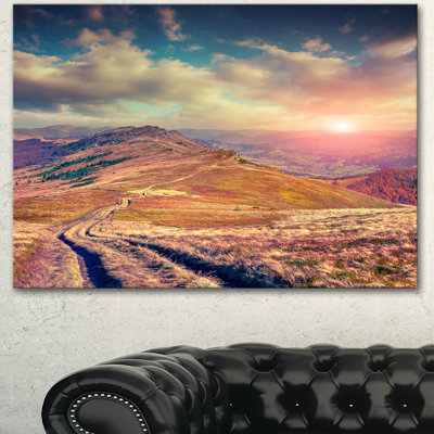 «Amazing Autumn Landscape in Hills», reproduction de photo sur toile tendue