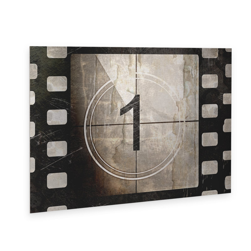 Art flottant en aluminium brossé «Vintage Countdown I» de Color Bakery