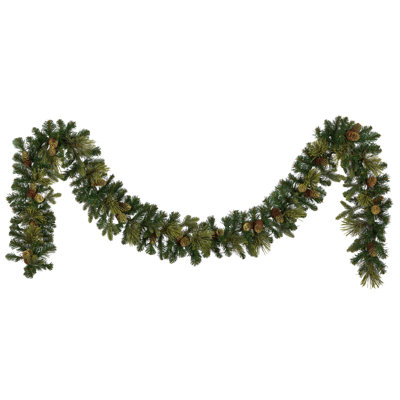 Kaiza 108" Pre-Lit Christmas Garland