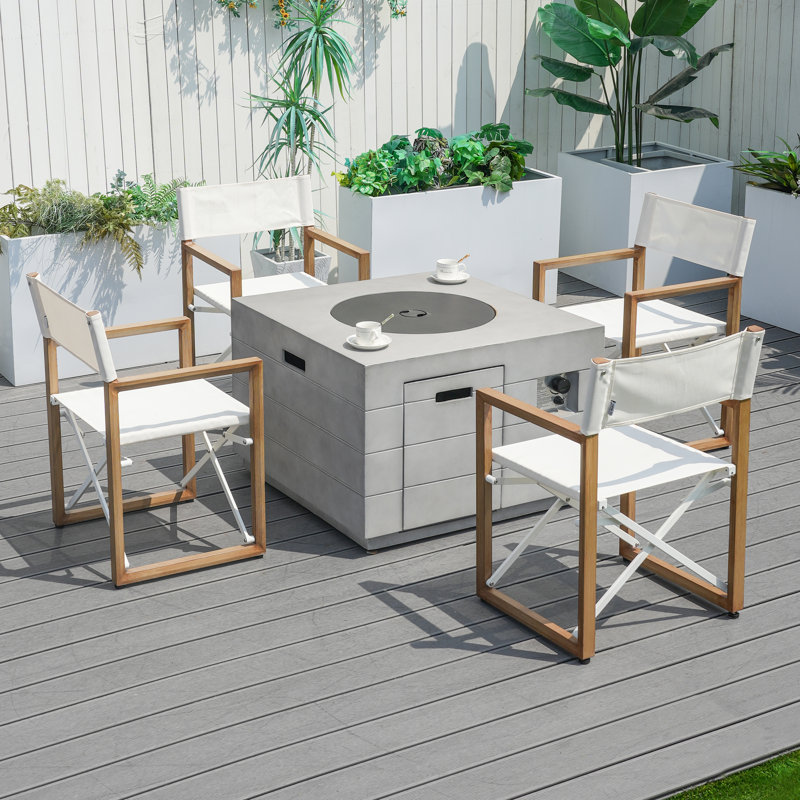 Table de foyer d'extérieur pour 4 personnes avec fauteuil de réalisateur pliable