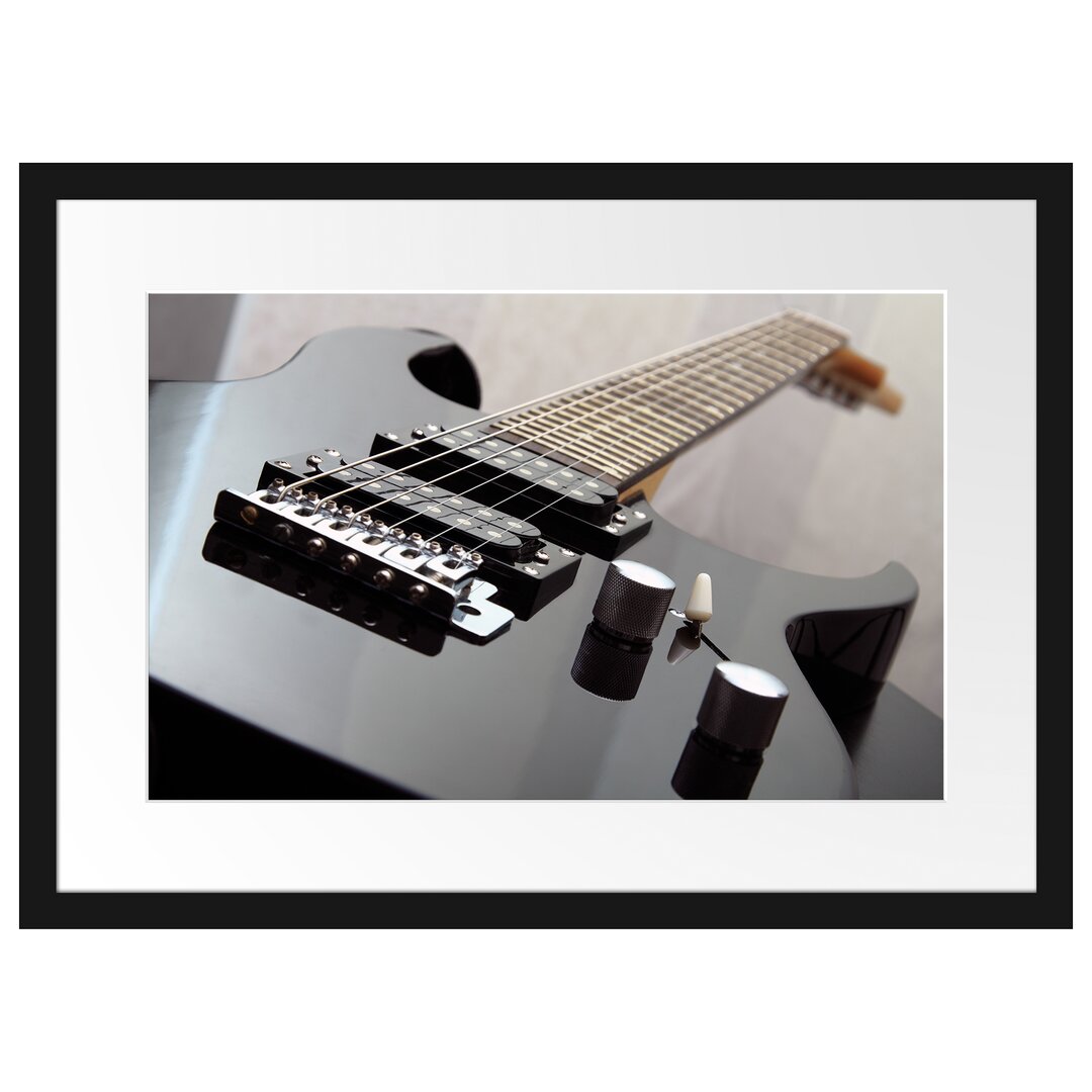 Gerahmtes Poster Black Guitar