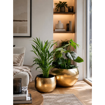 De Soto Metal Pot Planter