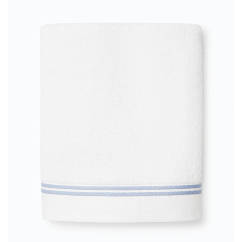 Aura Bath Towel, White/Sea