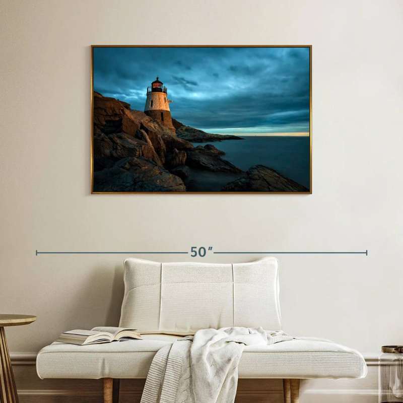 Phare de Stormy Castle Hill, Cadre flottant doré, 40 po x 27 po
