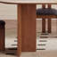 Table de rock française rétro avec pieds en bois-110493896