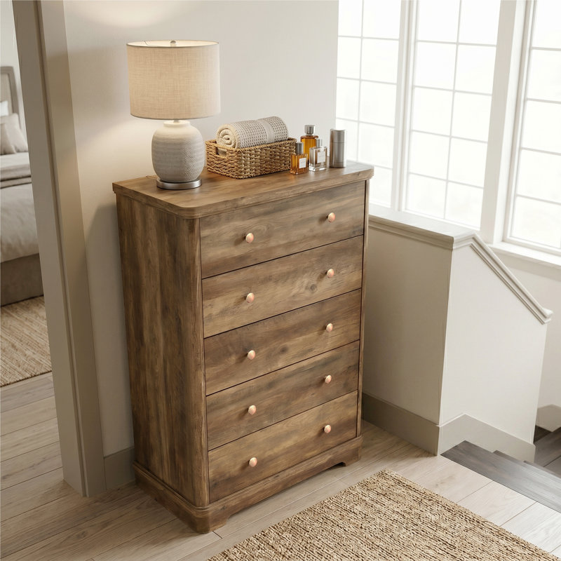 Burkhart Traditional 31.5" 5 Drawer Chest With Sculted Base