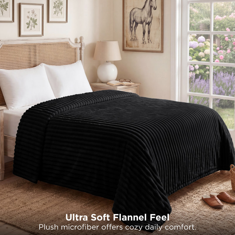 Essential Bedsure 299gsm Super Soft Cozy Flannel Fleece Blanket For Bed&Couch GentleSoft™️, Queen, Black