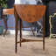 Table en mouchoirs de loupe