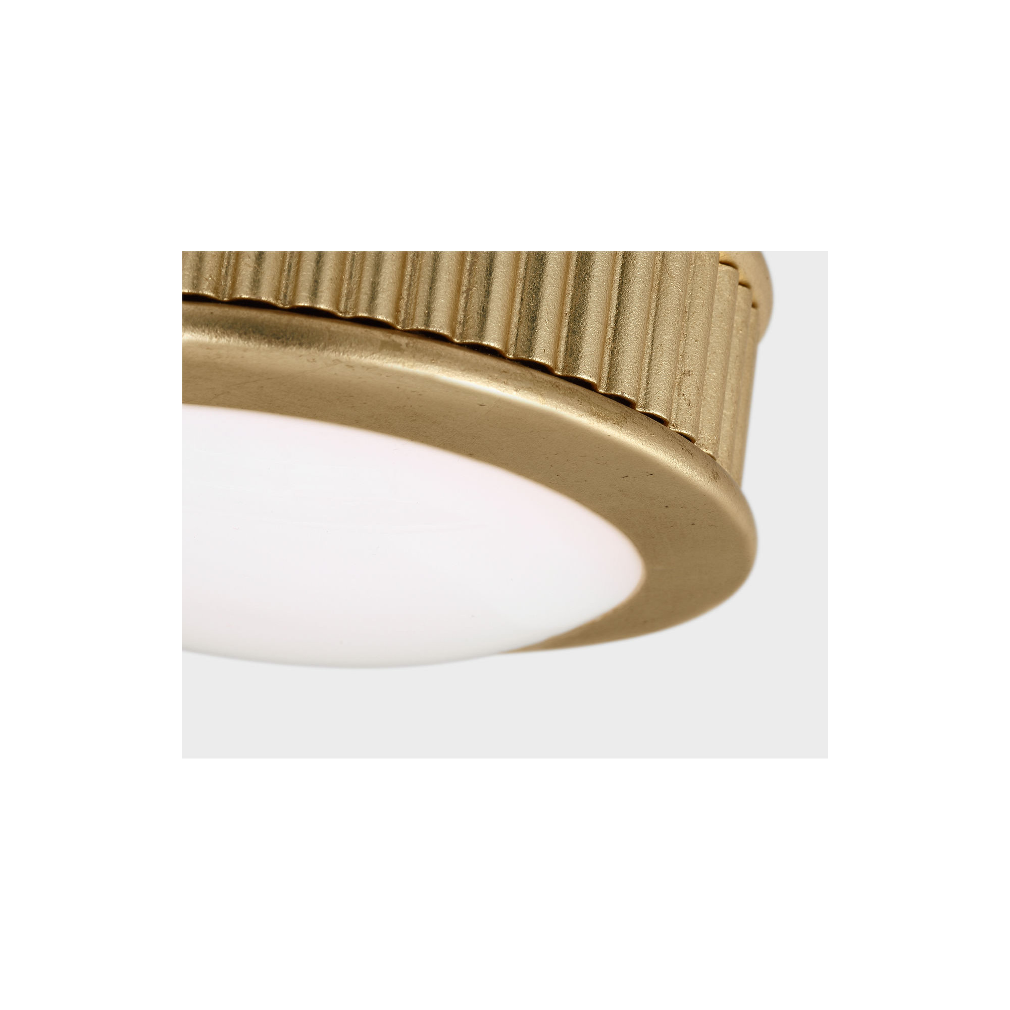 Rigsby Flush Mount, Gild, 2" H x 5" W x 5" D