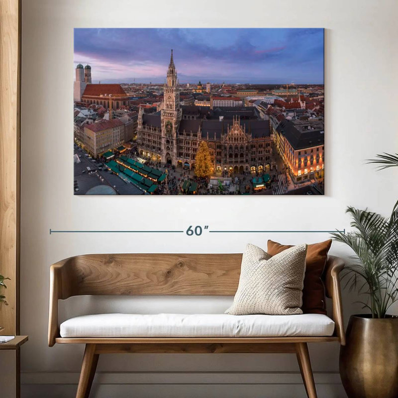 Rorry Munich City Center, 34" H x 51" W
