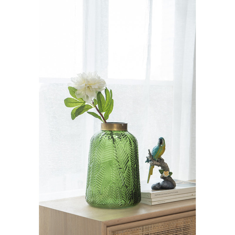D7x9.5" Fairborn Table Vase, 9.6" H x 6.7" W x 6.7" D