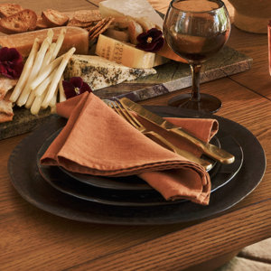 Dinnerware & Flatware