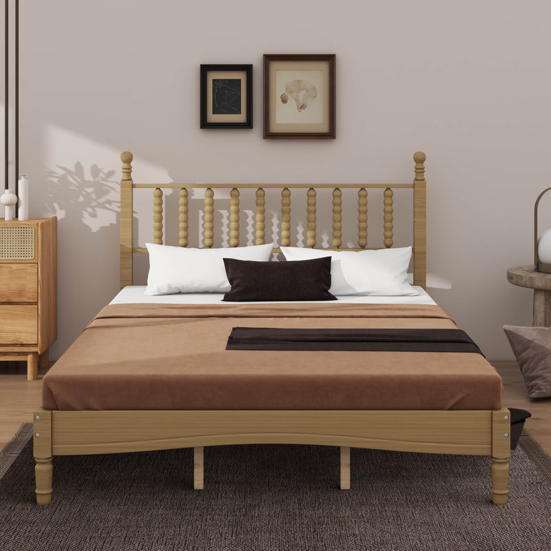 Grand lit plateforme en bois