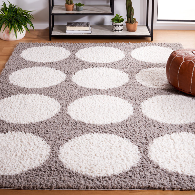 Tapis géométrique gris / ivoire fabriqué à la machine, Rectangle 4 pi x 6 pi