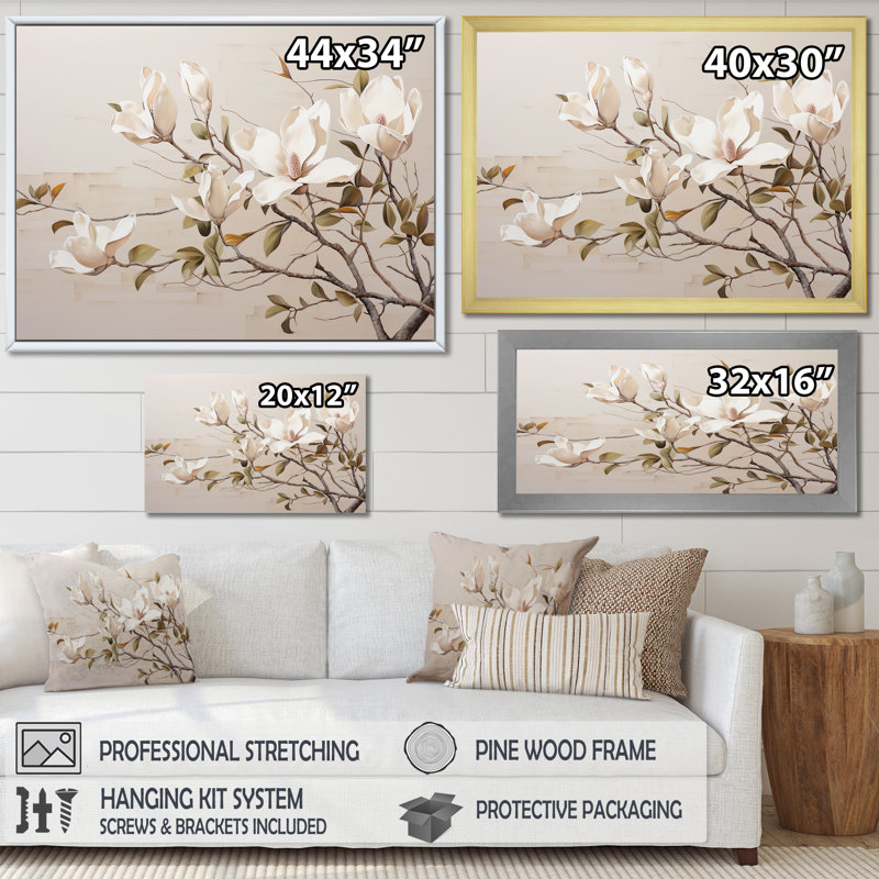 Magnolias rêveuses beiges en fleurs II, Cadre flottant doré, H 12 po x l 20 po x P 1 po
