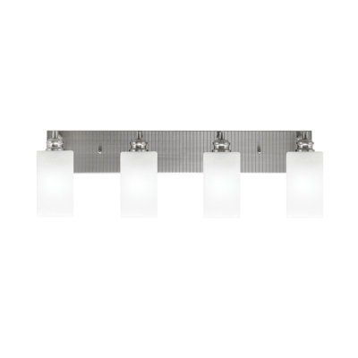 Barre d'éclairage de salle de bain 4 lumières Edge avec finition nickel brossé et verre carré blanc de 3,5 po