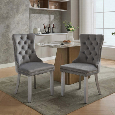 Ensemble de 2 chaises de salle à manger modernes et haut de gamme en velours capitonné avec pieds en bois et garniture cloutée