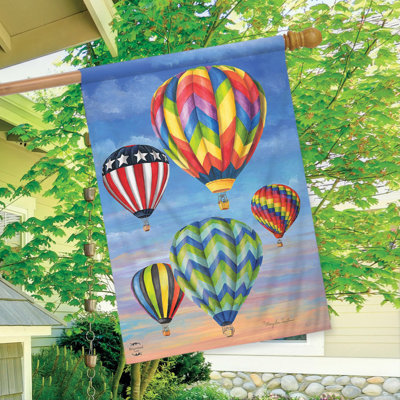 Drapeau de la maison d'été à montgolfières