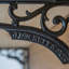 Hammer & Tongs - Ornate Iron Shelf Bracket - D200mm - Black