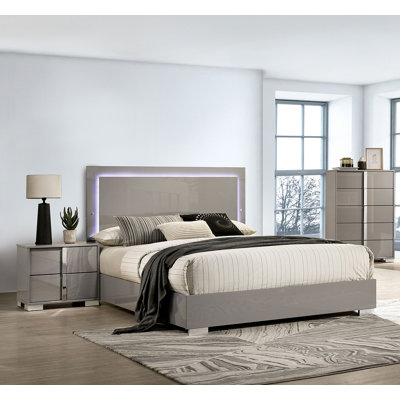 E.King Bed, Beige