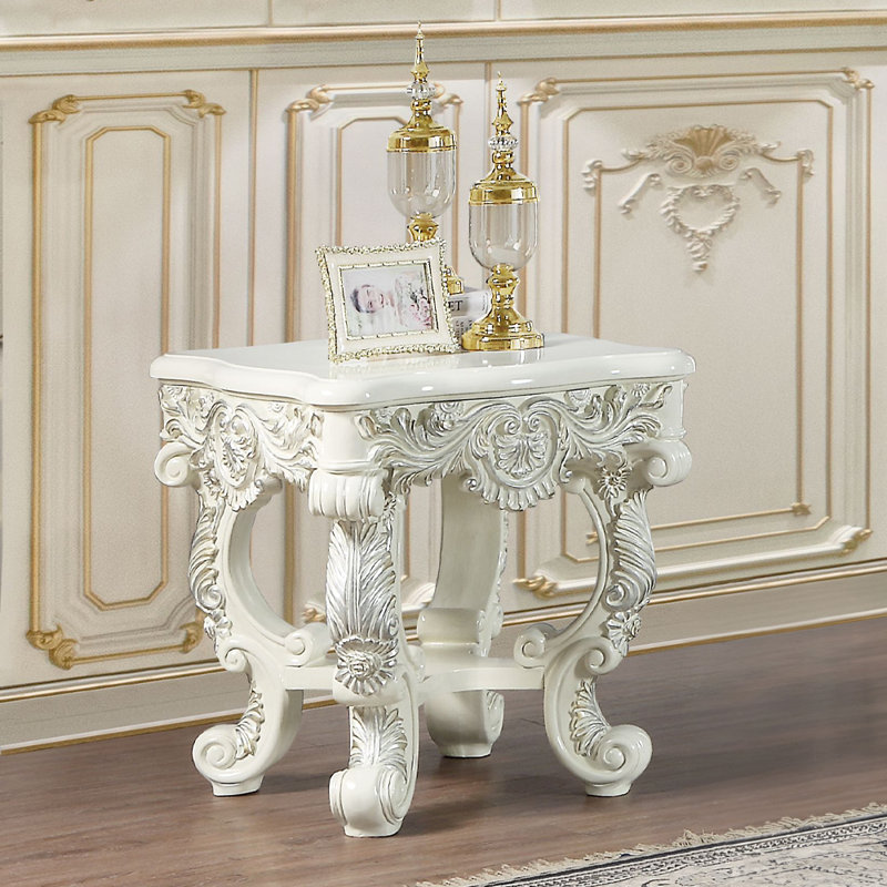 Molano End Table