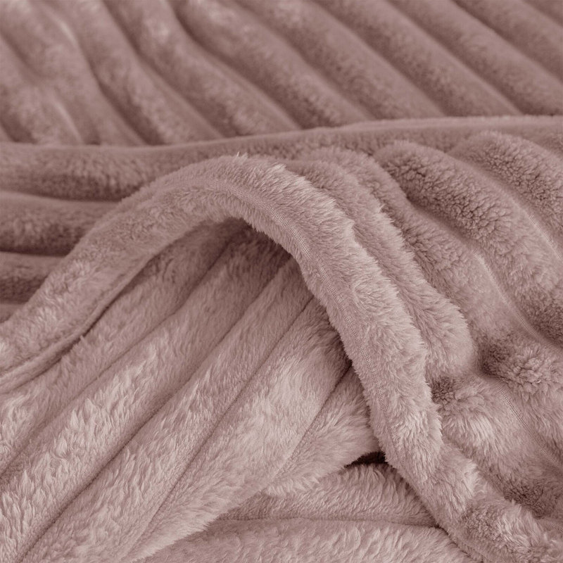 BELLISSIMA PLUSH THROW, Blush, 150cm x 100cm
