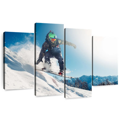 Sirci Sunny Snowboarding