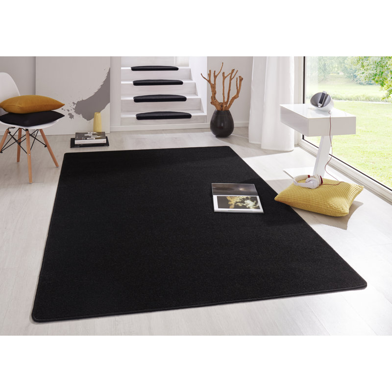 Fancy Black Stair Tread