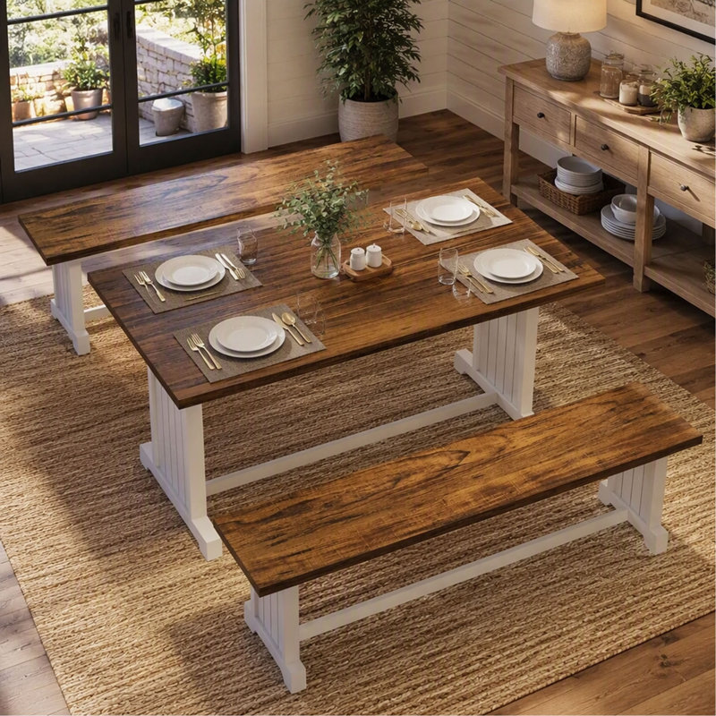 Ensemble de table et de chaises de style champêtre, 3 pièces, 119 cm (47 pouces), pour 2 à 4 personnes ; table de cuisine peu encombrante avec 2 bancs, en bois rustique et métal, blanc et marron.