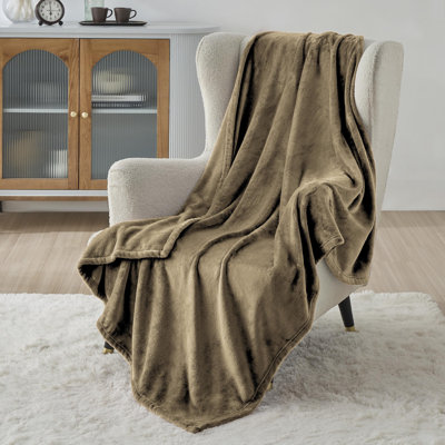 Cozy Winter Collection Bedsure Fleece Blanket 300GSM For Couch, Sofa, Bed