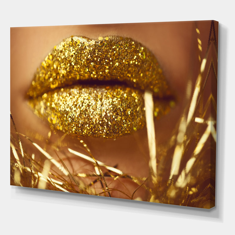 Golden Woman Lips - Photographie sur toile, H 12 po x l 20 po x p 1 po, Toile tendue