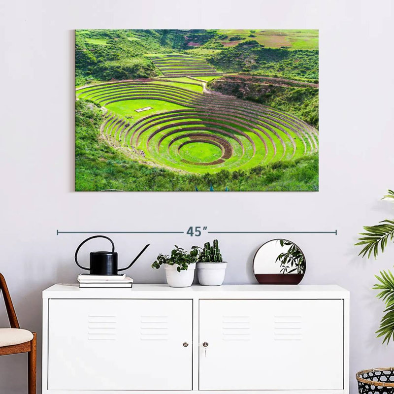 Kavia Moray Terraces, 26" H x 39" W