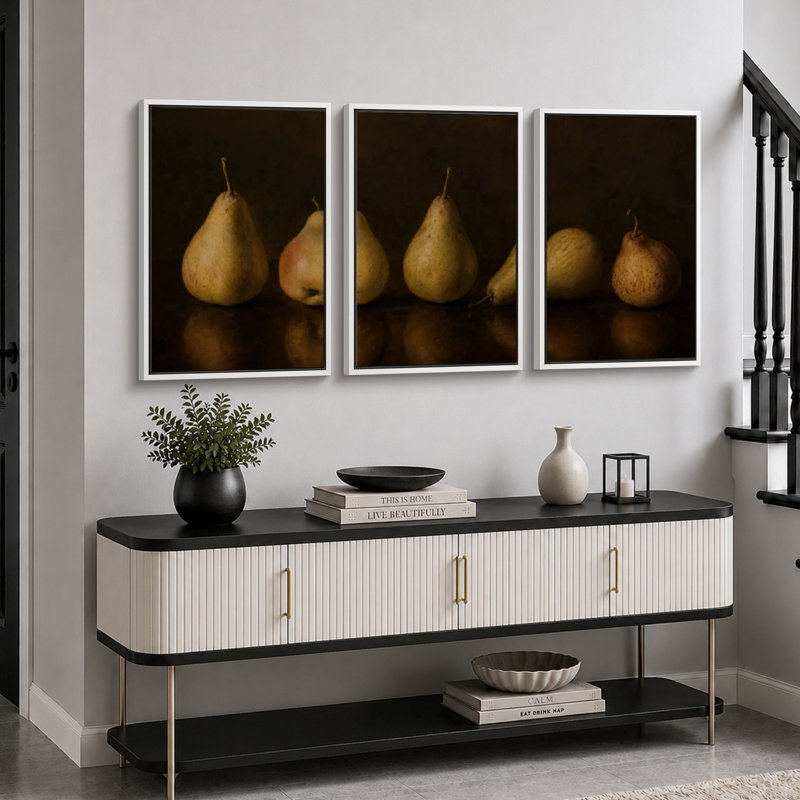 «Moody Pear Still Life», art de cuisine, impression sur toile encadrée, 3 pièces, H 24 po x l 48 po x P 1,5 po, Cadre blanc