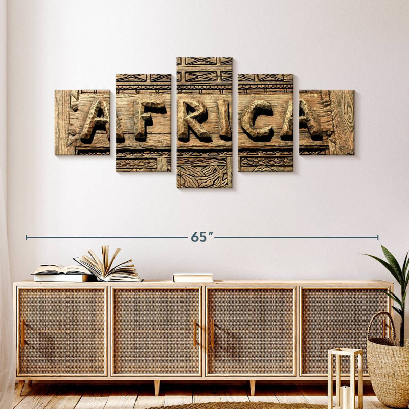 Sculpture sur bois africain, H 24 po x l 55 po